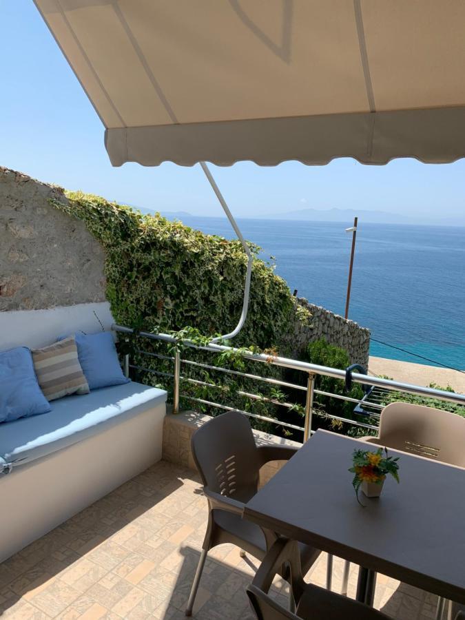 Blue Sea Apartments Qeparo Extérieur photo