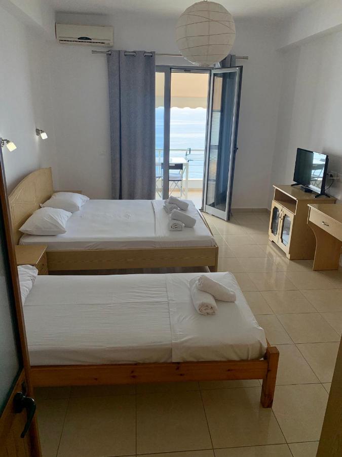 Blue Sea Apartments Qeparo Extérieur photo