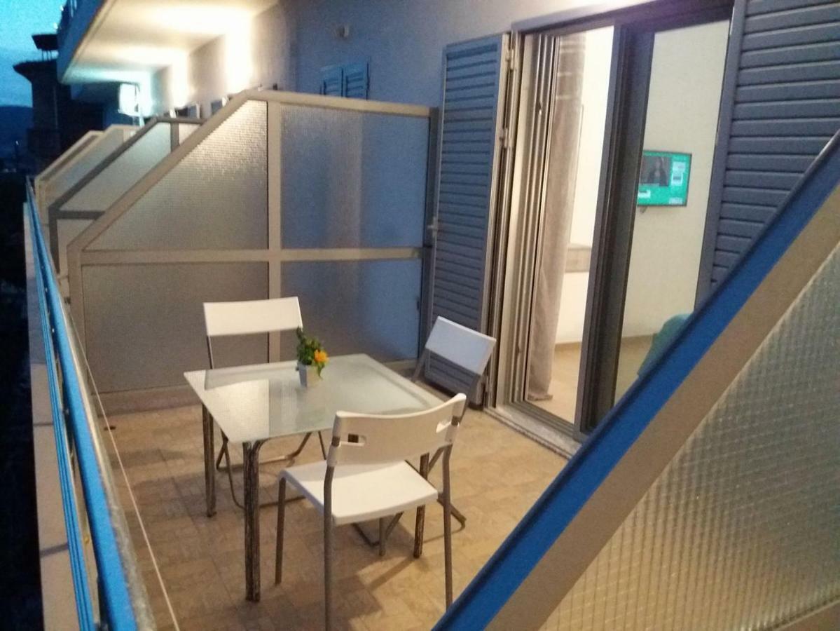 Blue Sea Apartments Qeparo Extérieur photo